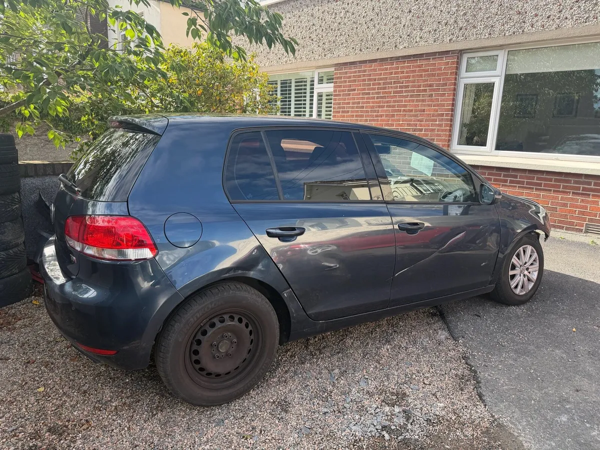 Volkswagen Golf - Image 3