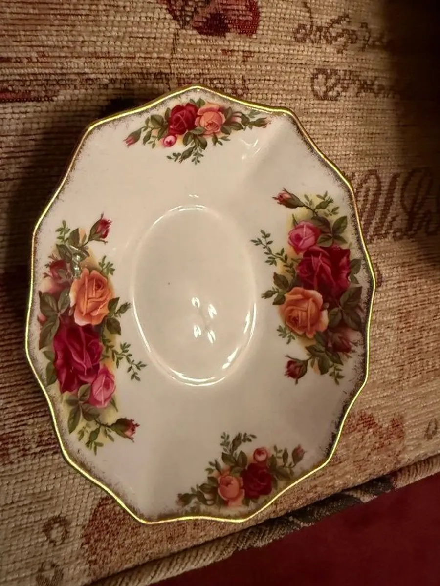 Royal Albert Ware Country Rose - Image 3