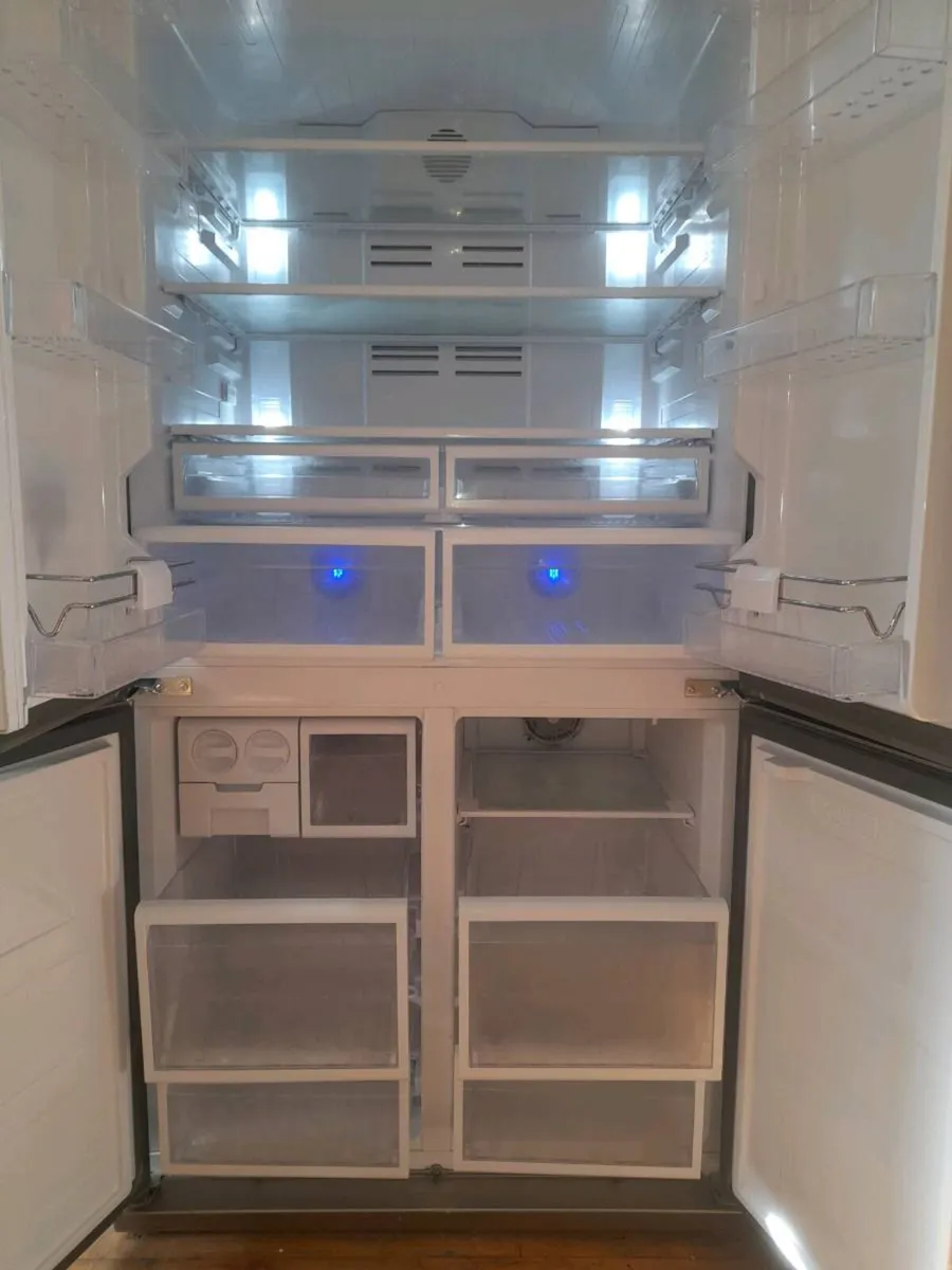 Fridge freezer - Image 2