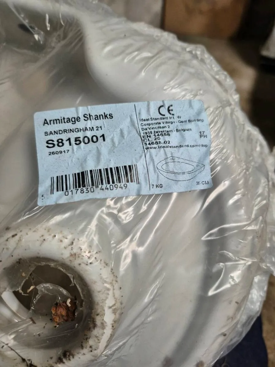 Sink - Image 1