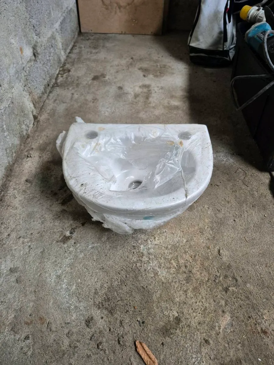 Sink - Image 2
