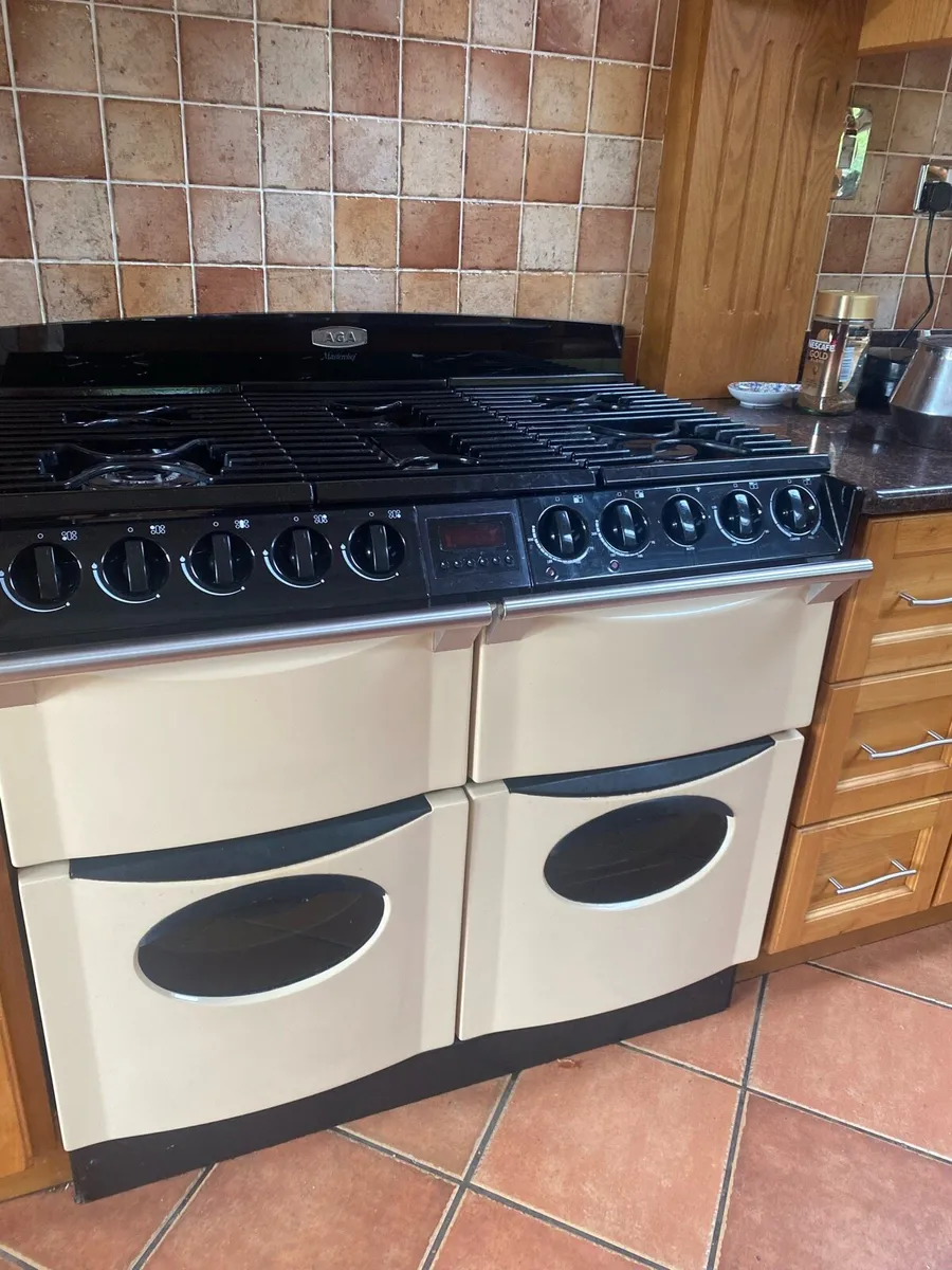 Aga dual fuel Masterchef range cooker - Image 2