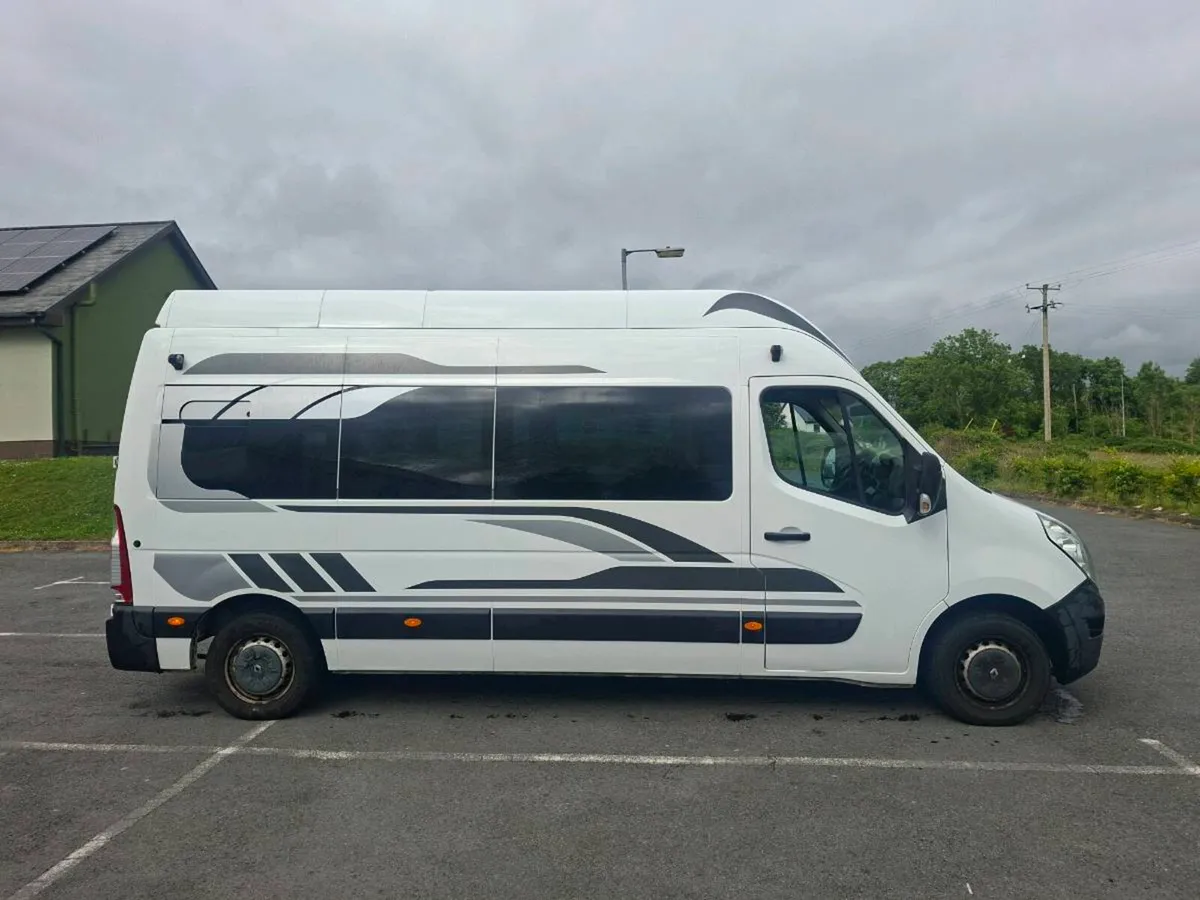 Renault master camper - Image 2