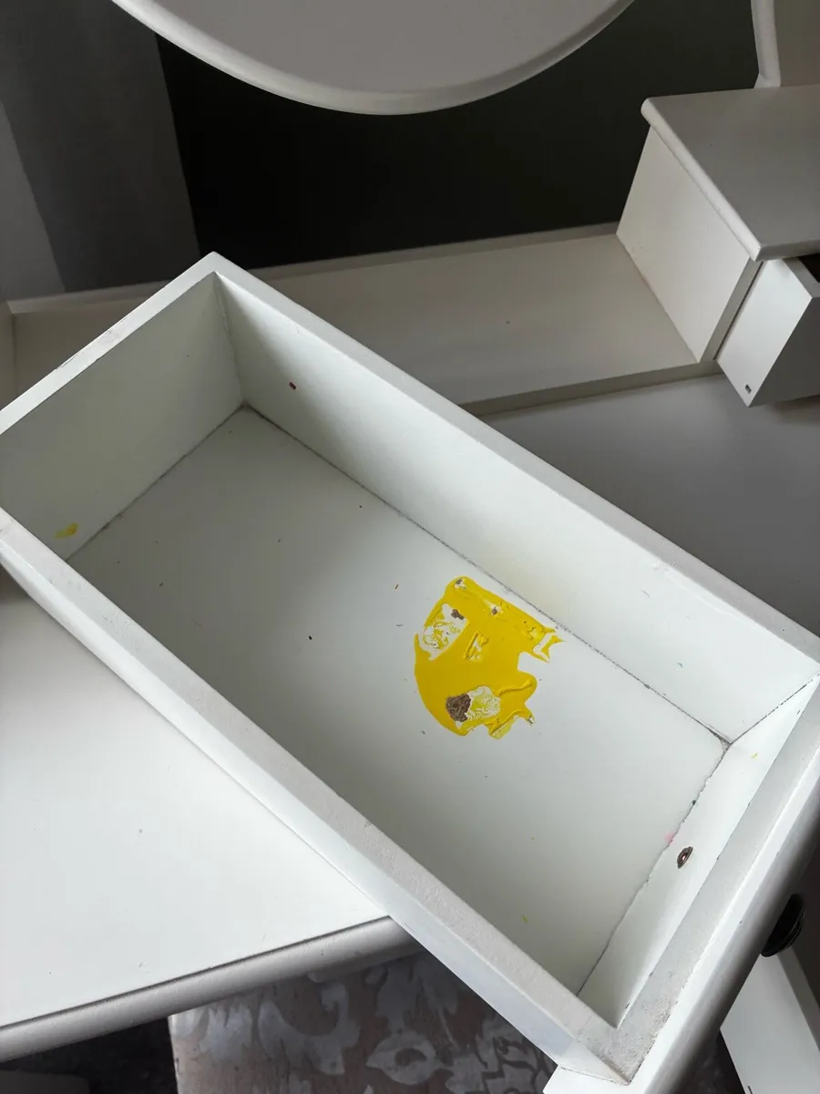 Dressing table - Image 3