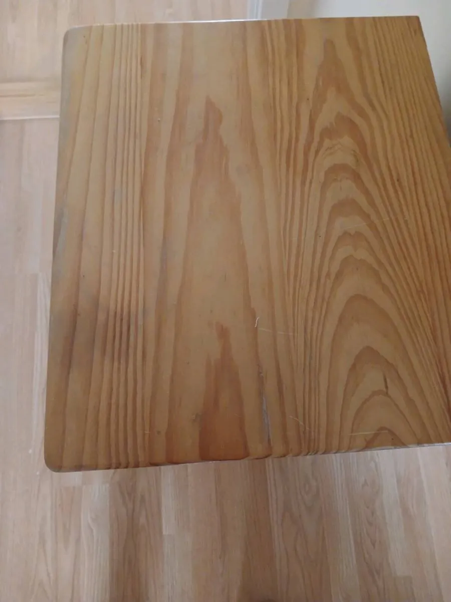 Chest of drawers - Image 2