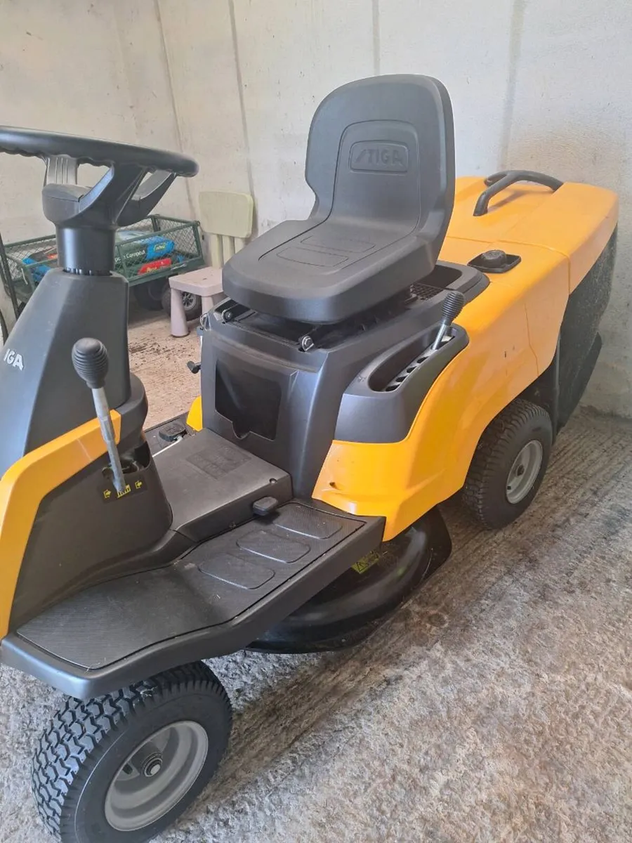 Lawnmower - Image 3