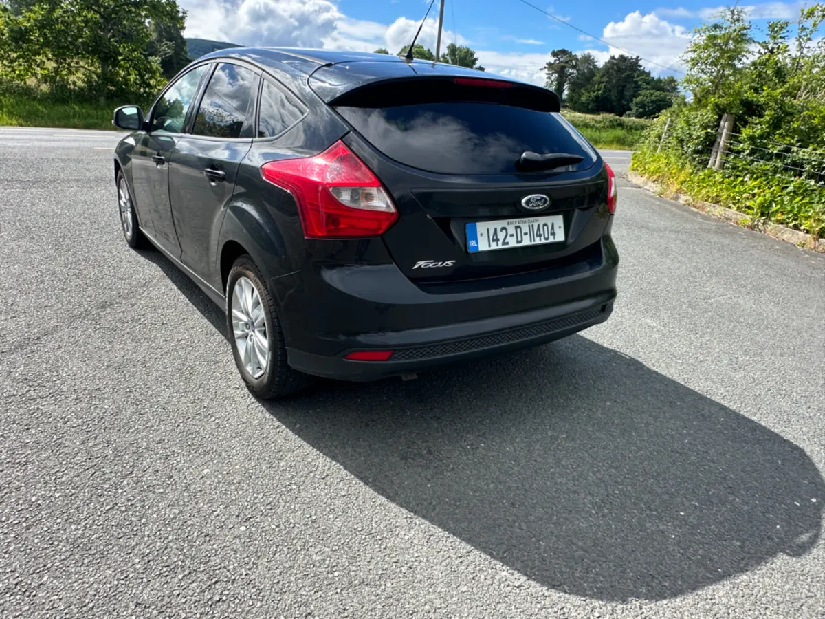 Ford Focus 2014 - Image 2