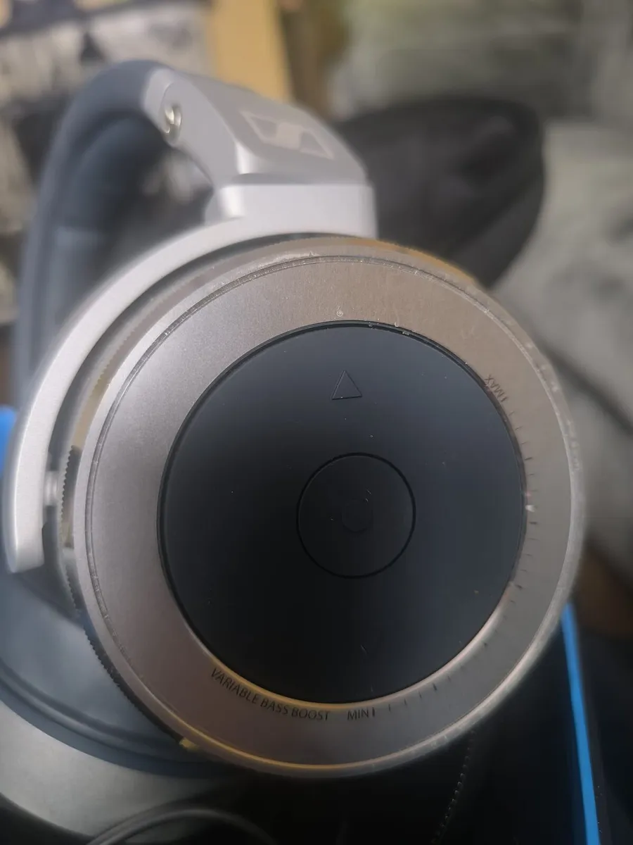 Sennheiser headphones - Image 1