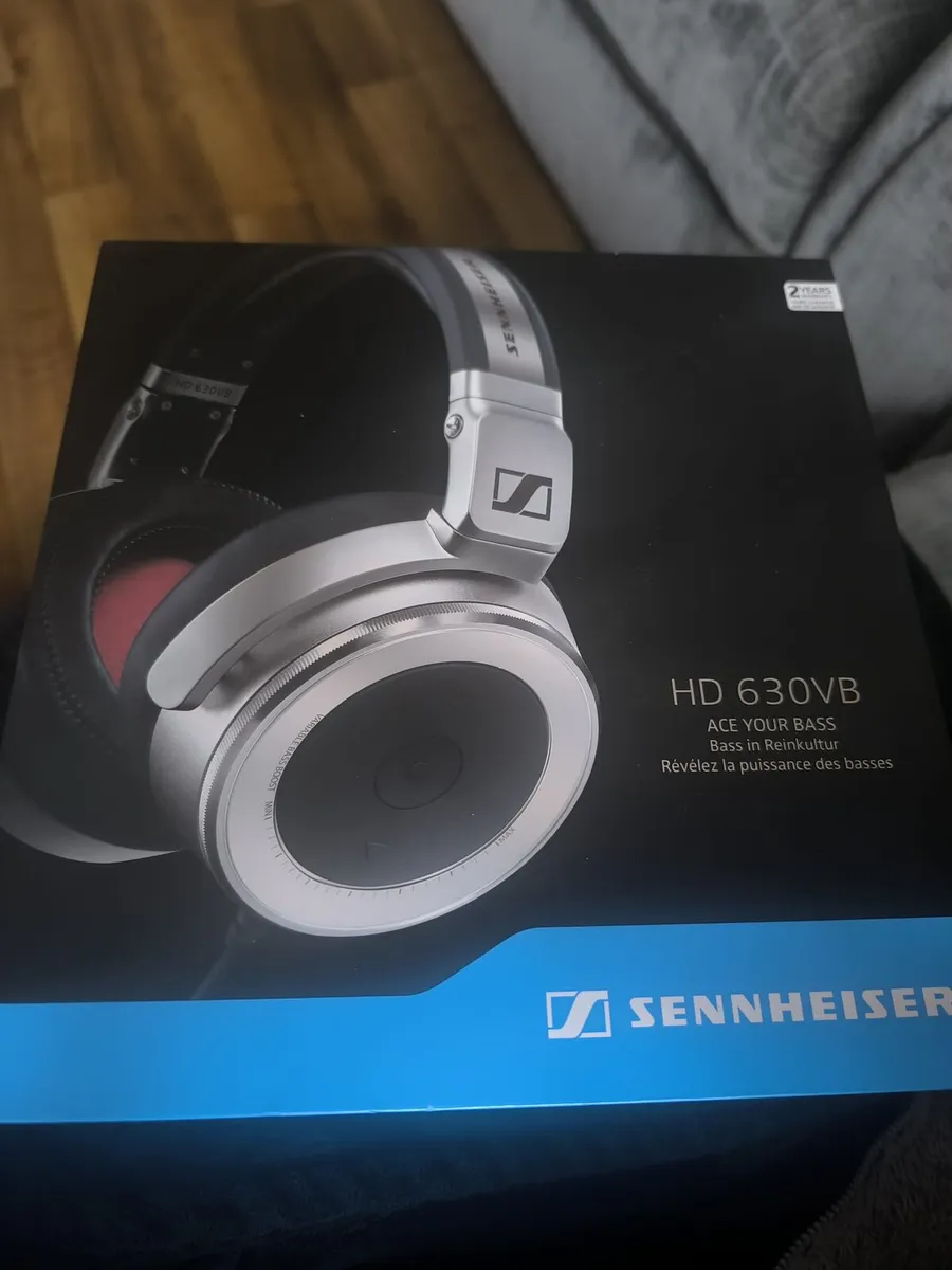 Sennheiser headphones - Image 4