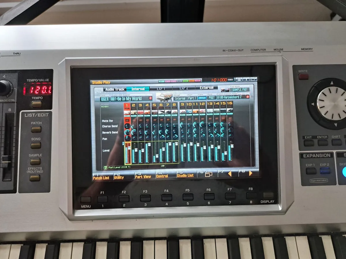 Roland Fantom G8 - Image 2