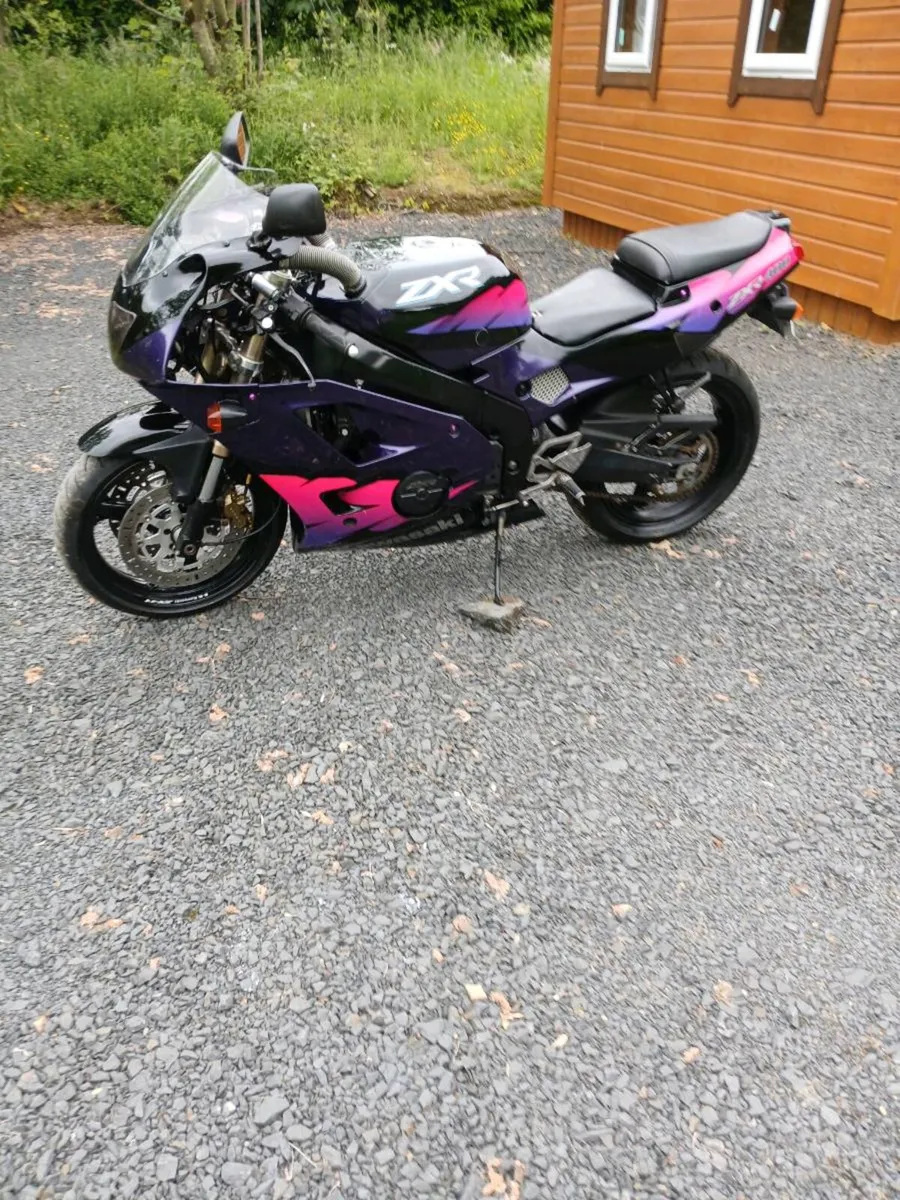 Kawasaki ZXR 400 L  Rare Bike 1993 - Image 2