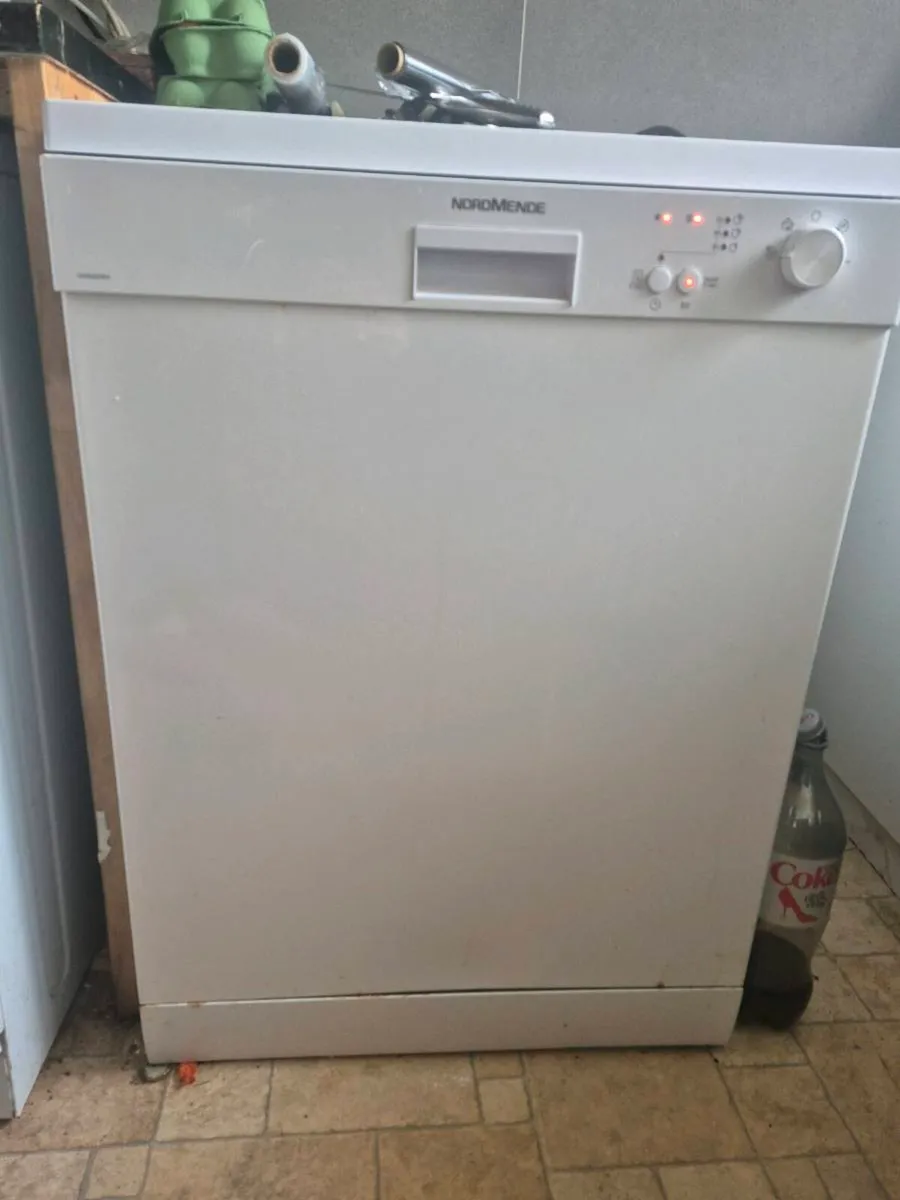 Dishwasher - Image 2