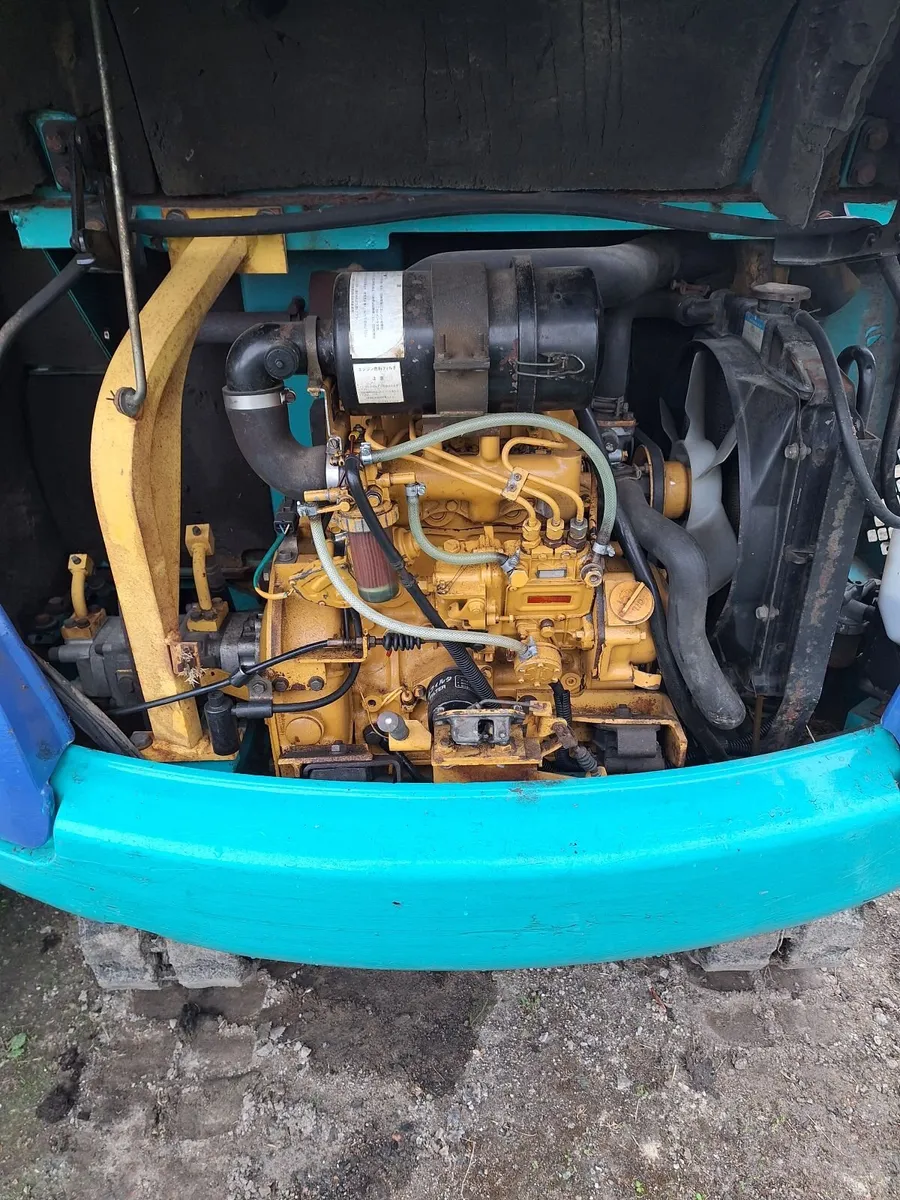 3 ton mini digger - Image 2