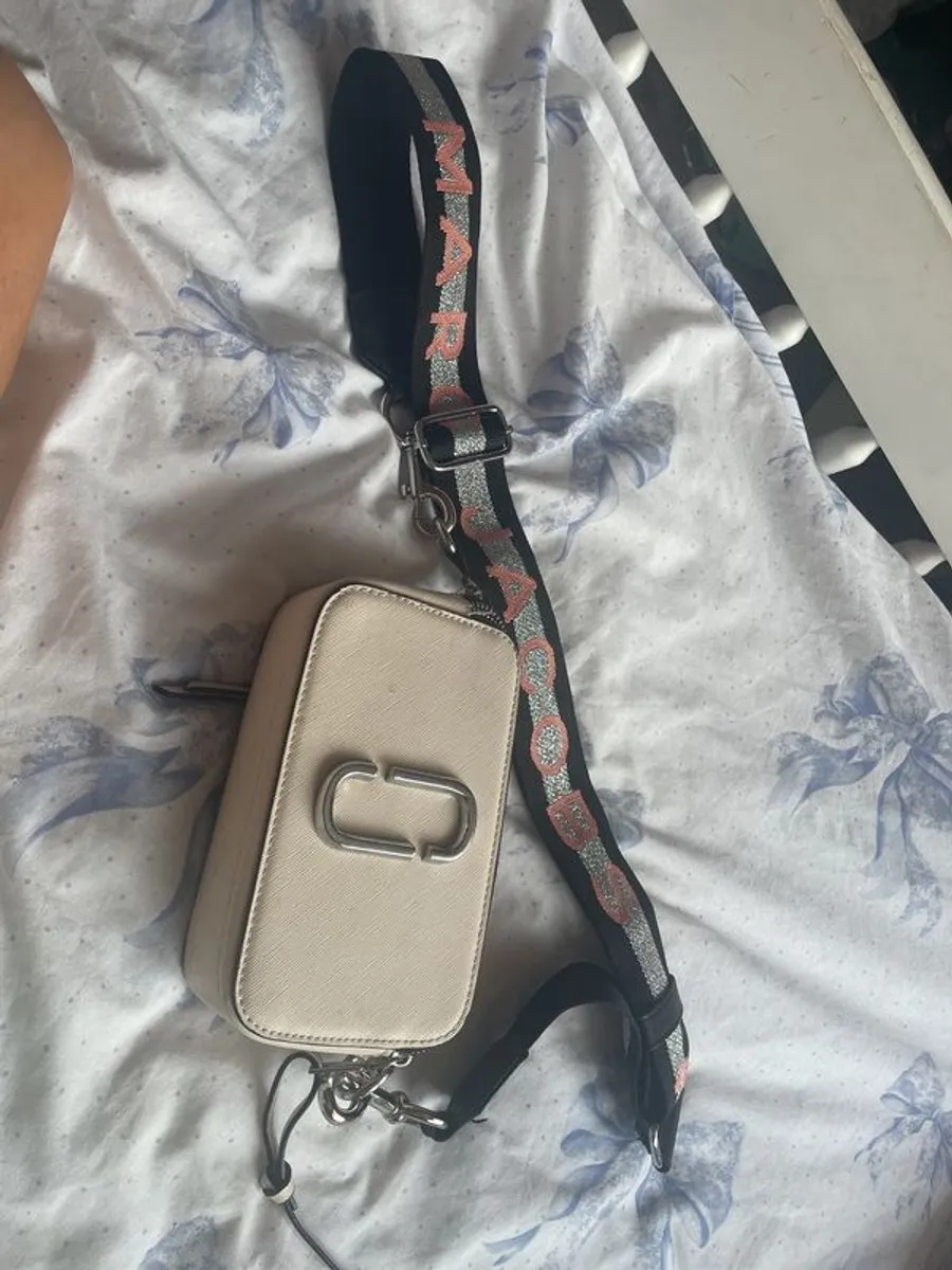 marc jacobs fake bag - Image 1