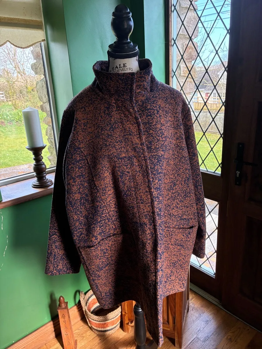 Ladies coat - Image 4
