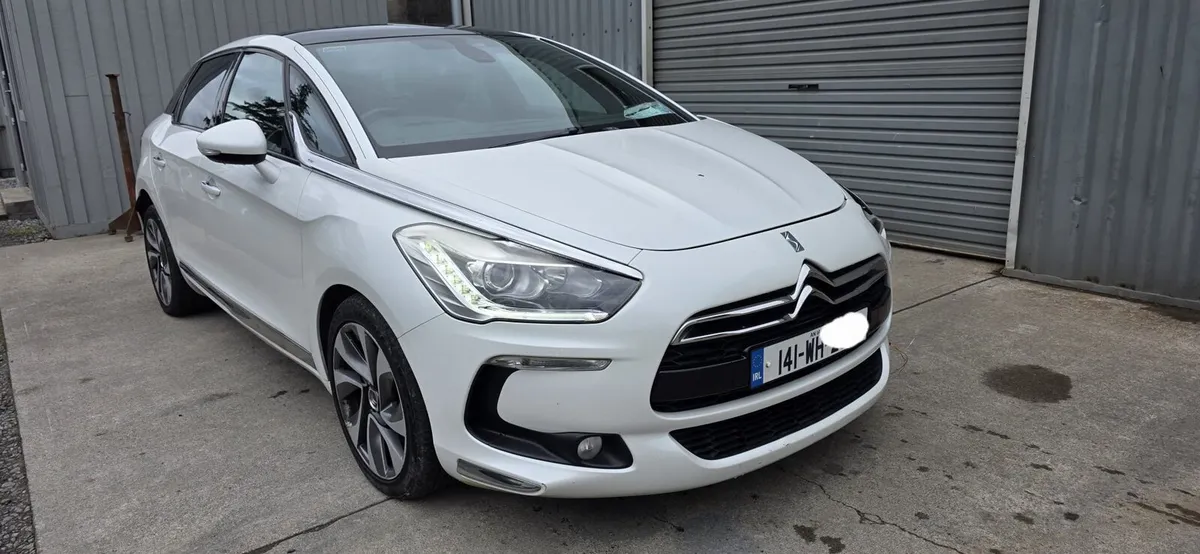 141 CITROËN DS5 2.0 DIESEL - Image 1