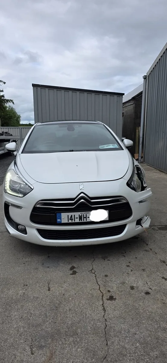 141 CITROËN DS5 2.0 DIESEL - Image 2