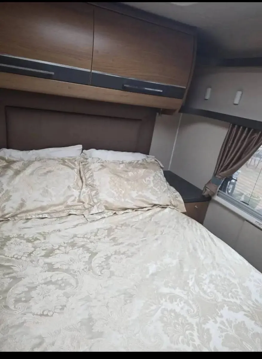 2013 Auto Trail Motorhome 4 Berth - Image 3