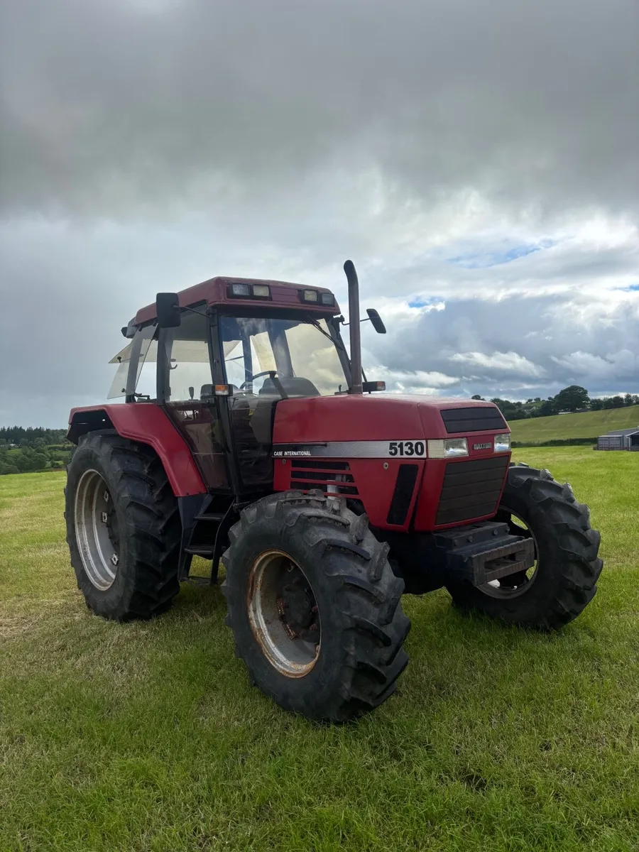 Case 5130 tractor - Image 1