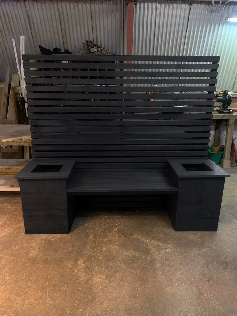 Garden bench with trellis - Image 2