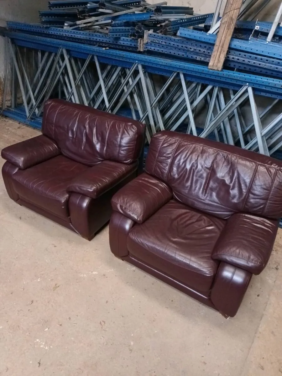 Pair Leather Armchairs - Image 1