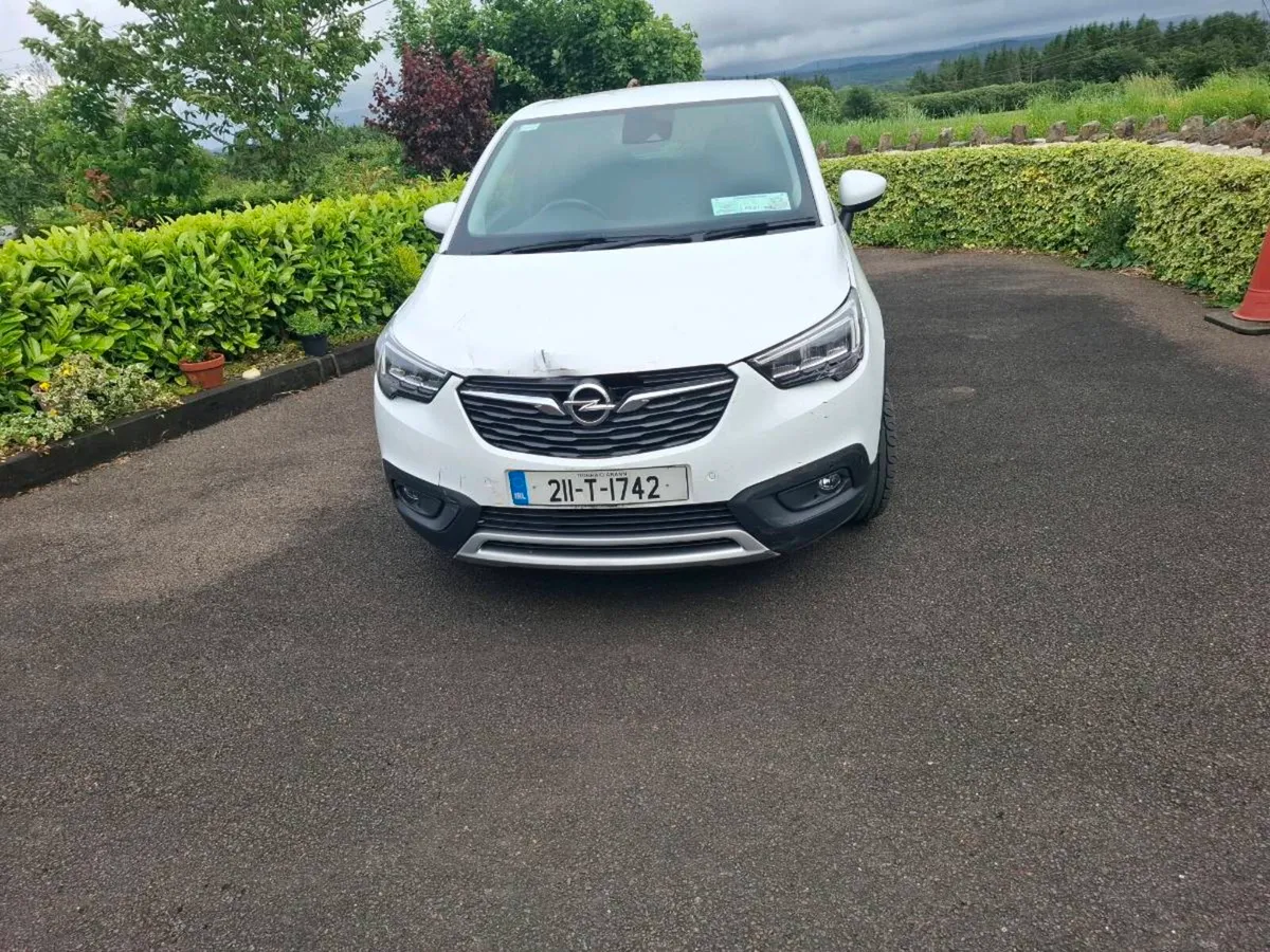 Car - Image 1