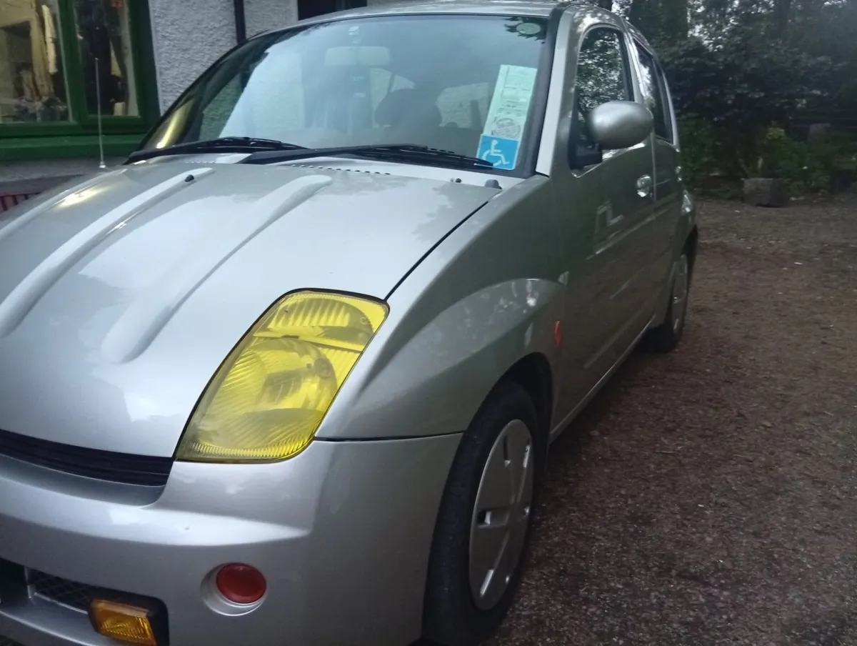 Toyota Will VI - Image 1