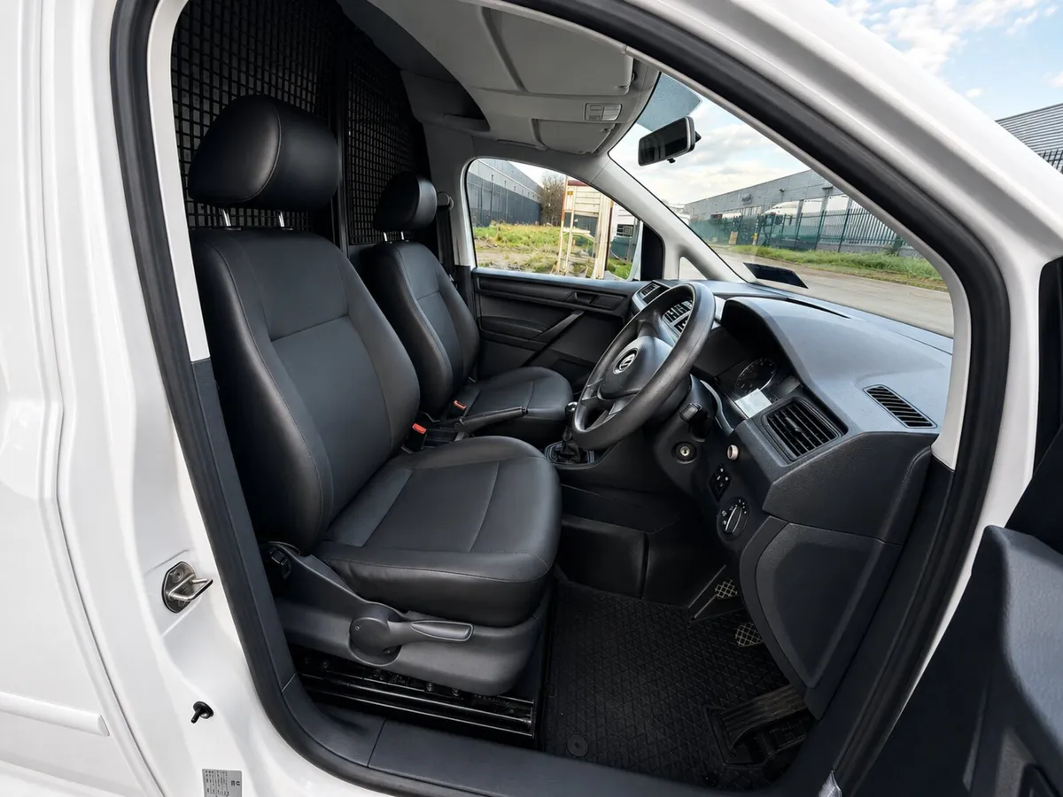 192 Volkswagen Caddy TINY KLM’s - Image 3
