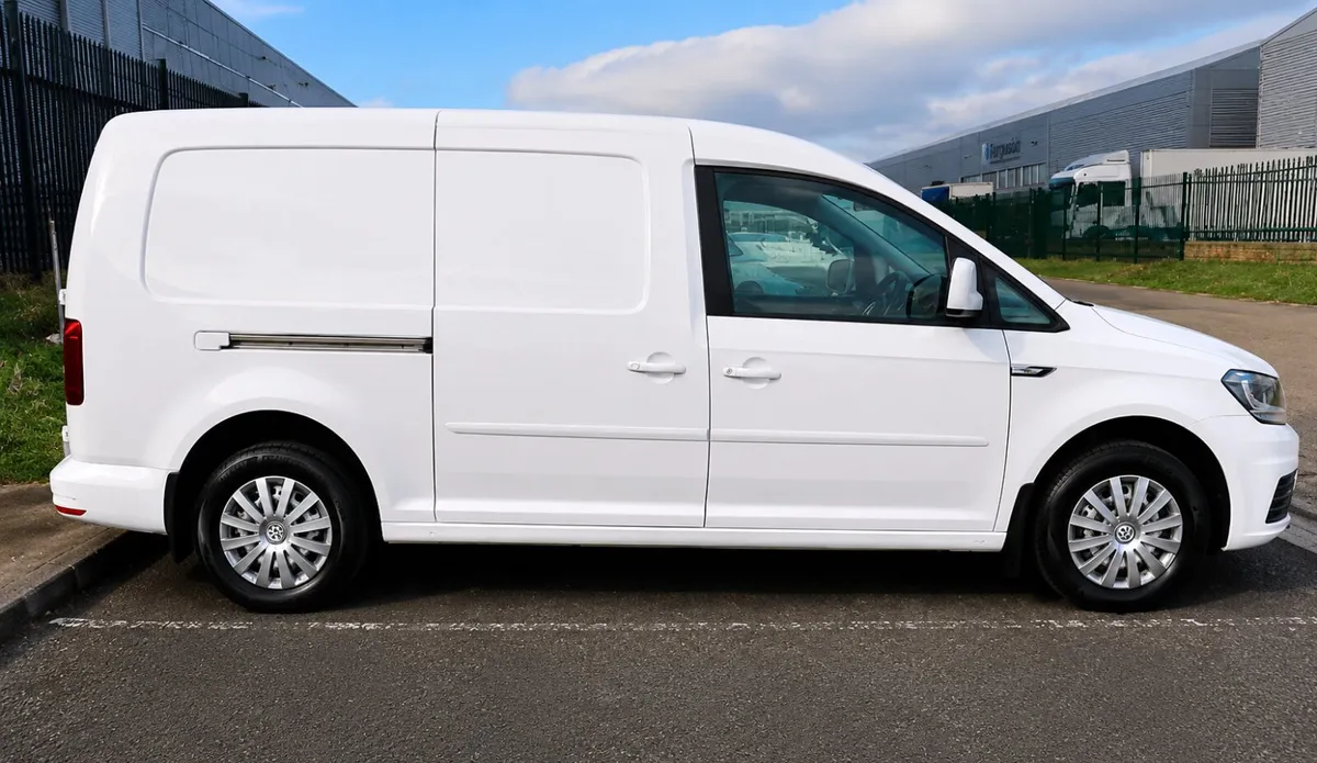 192 Volkswagen Caddy TINY KLM’s - Image 3