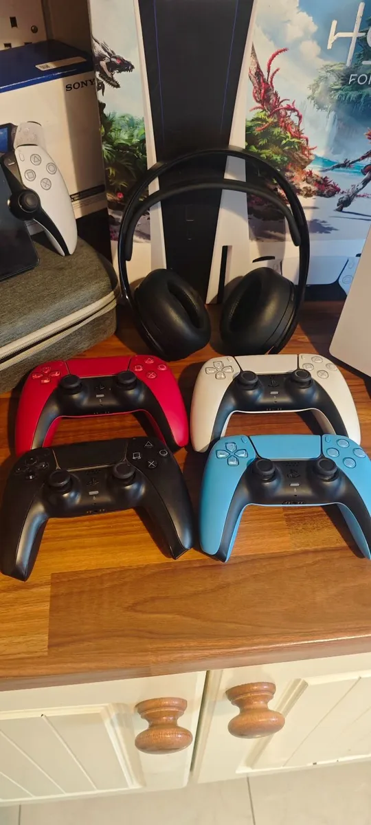 PS5 Bundle - Image 3