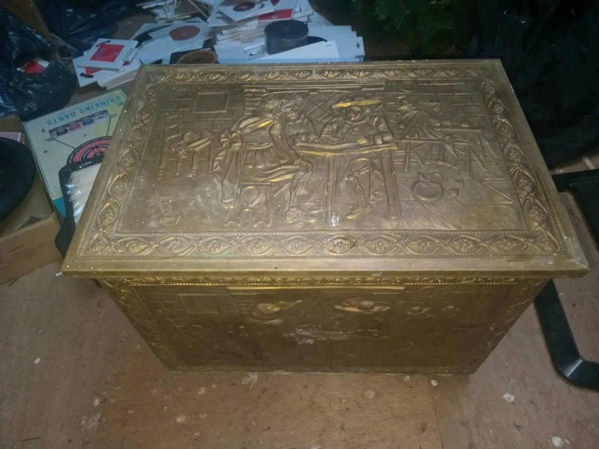 Brass Coal Box Coalscuttle - Image 1