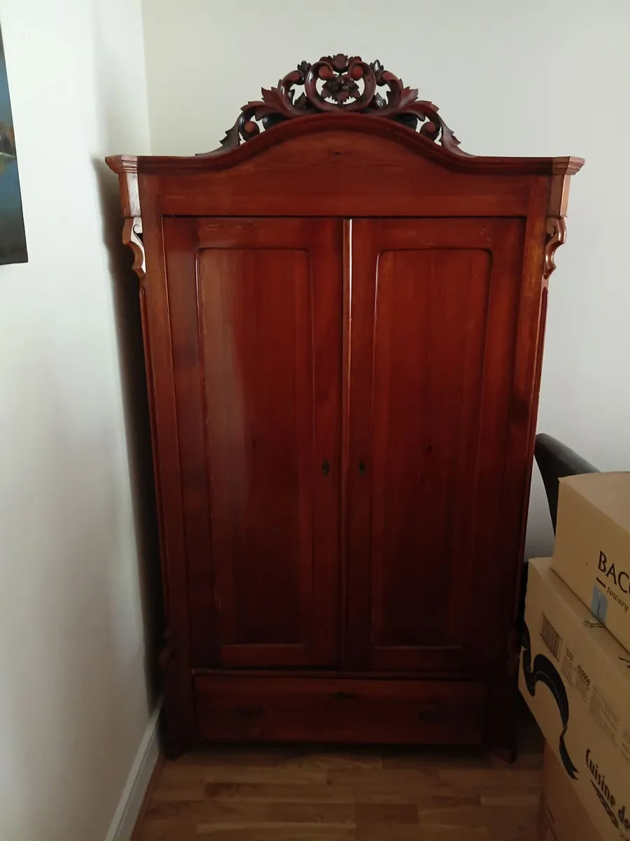 Wardrobe,cabinet,chest of drawers - Image 2