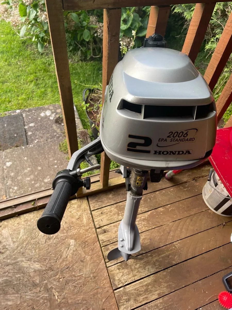 Honda 2hp 4stroke outboard engine - Image 2