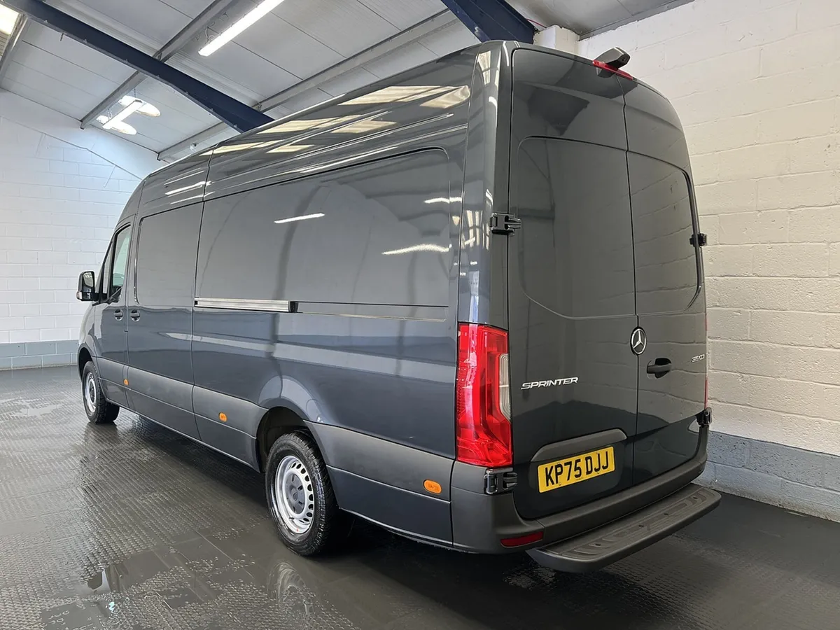 2025 Mercedes-Benz Sprinter High Roof Panel Van - Image 4
