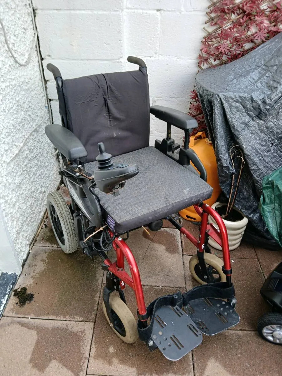 Wheelchair - Image 2