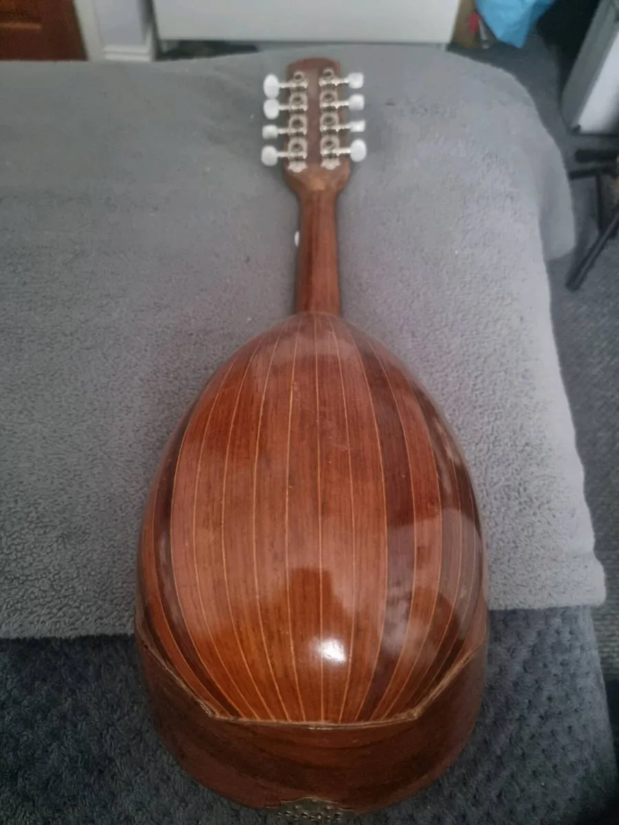 Old Italian mandolin - Image 2