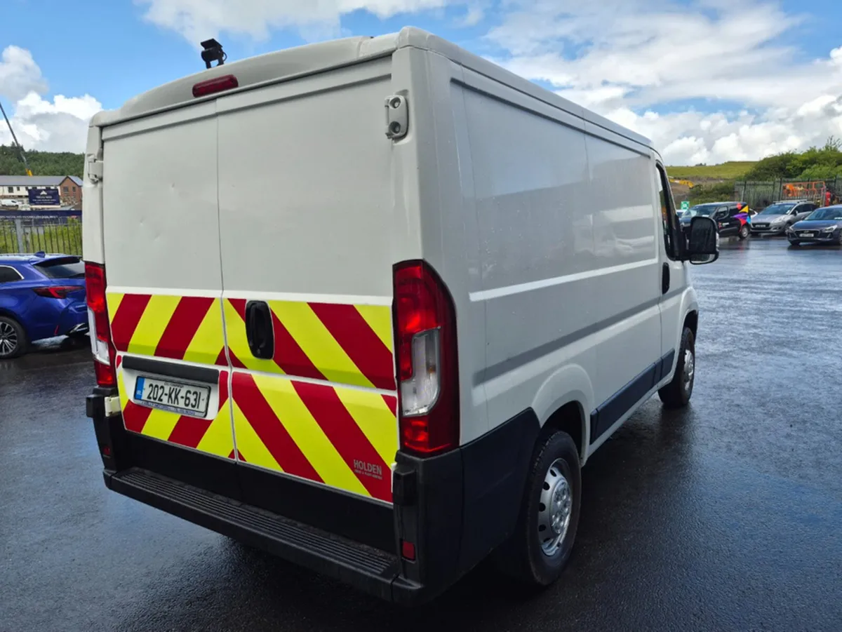 Citroen Relay 30 L1H1 BLUEHDI 110 3DR - Image 4