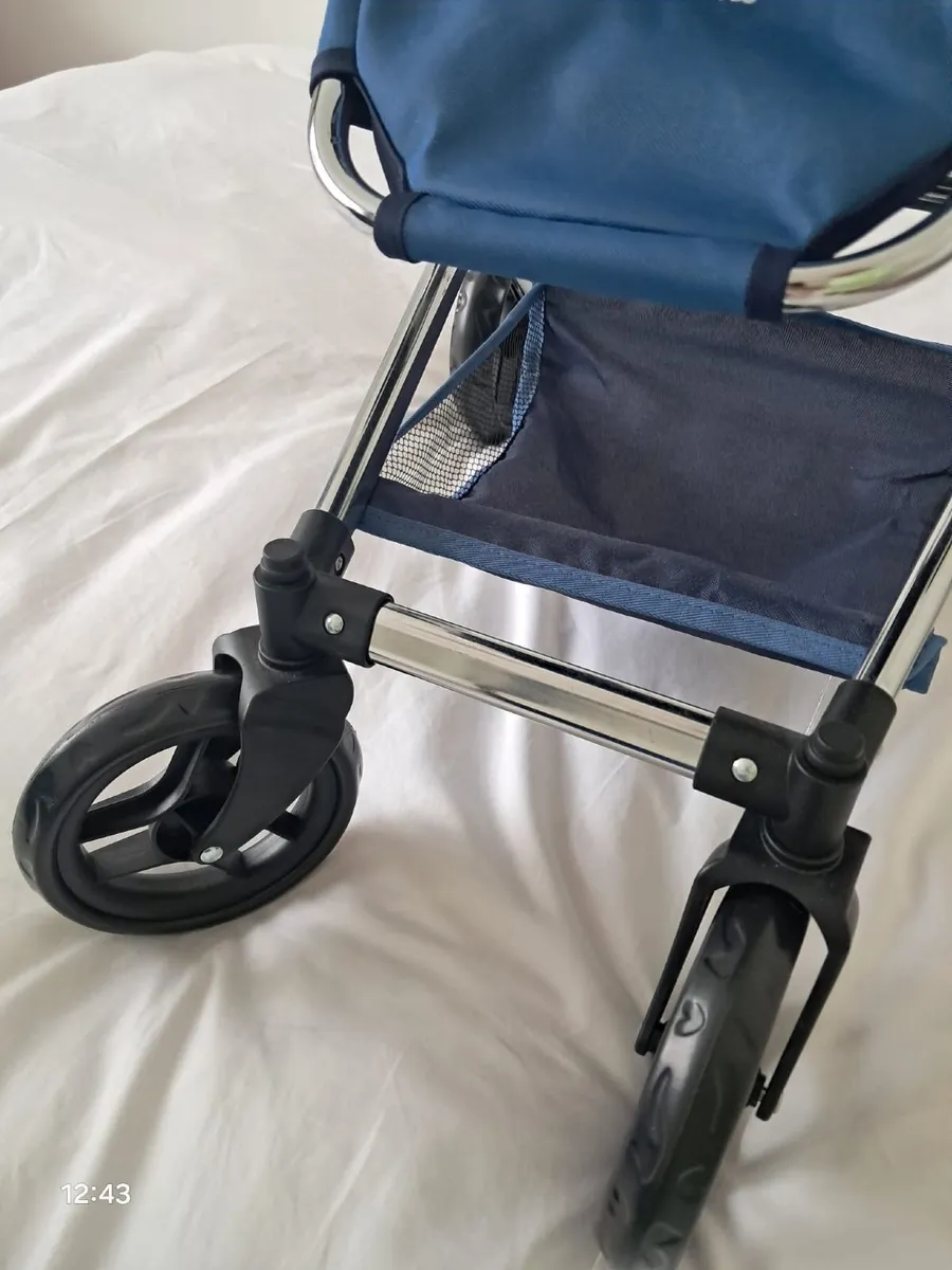 Silver Cross Dolls Travel System – Like New - Image 4