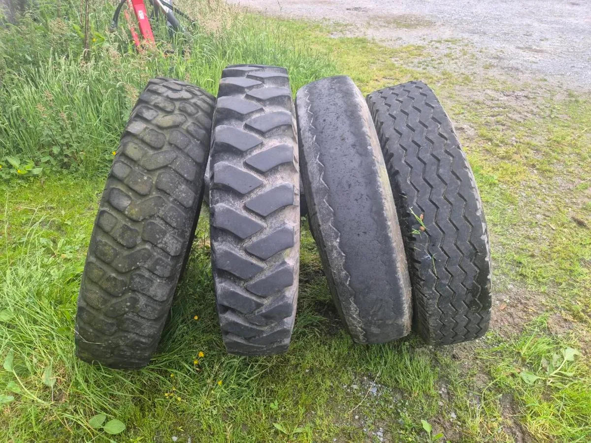Tyres from arch trailer - Image 2