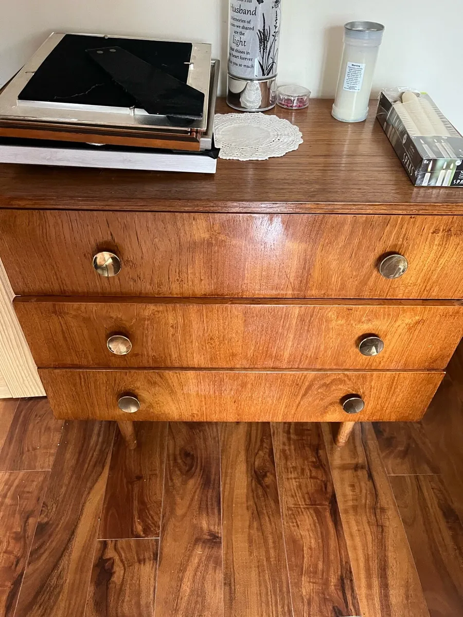 Vintage chest of Drawers - Image 2