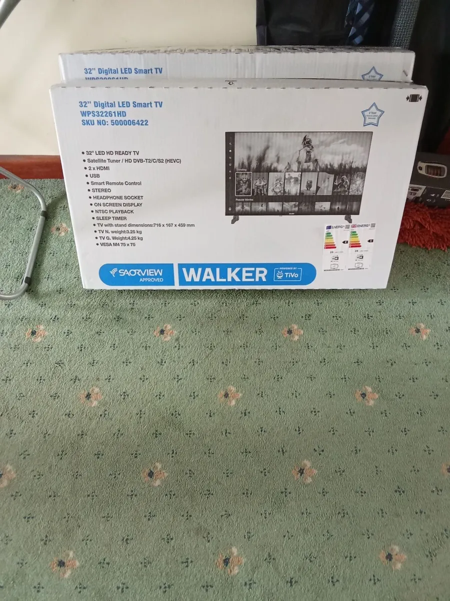 Brand new 32 inch smart tv