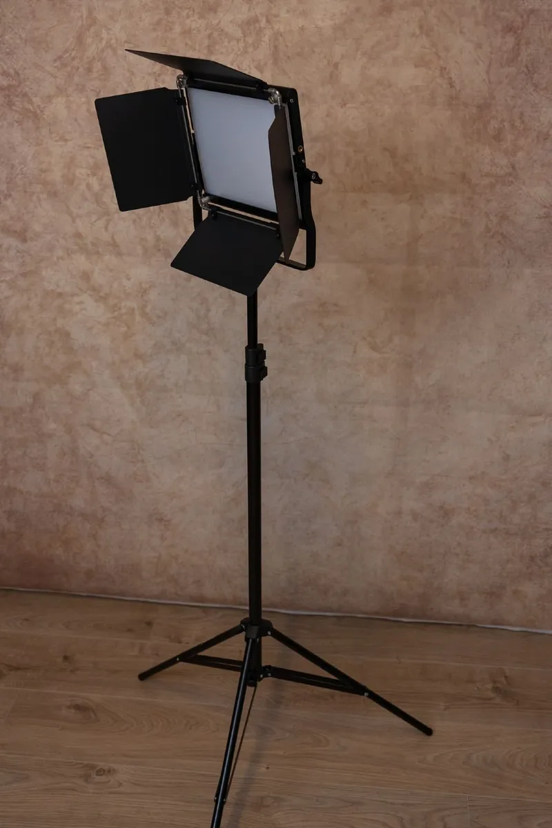 Neewer LED Panel – Studio & Video Light, Bi-Color - Image 1