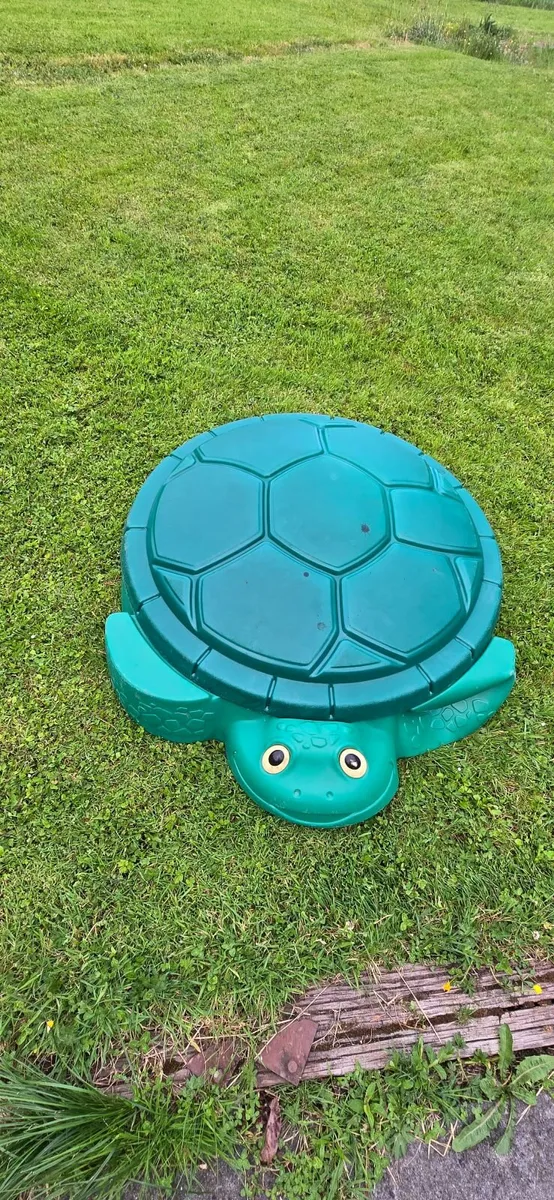 Little Tikes Turtle Sandbox - Image 1