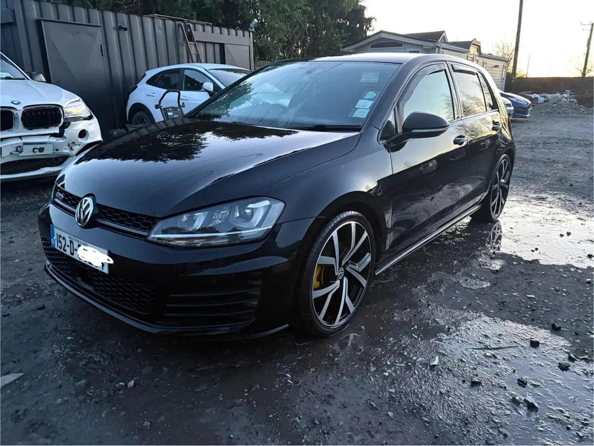 2015 Vw Golf GTD 2.0 Diesel No damage drive away - Image 4