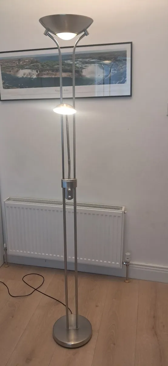 Floor lamp with reader light brand NEW - Image 1