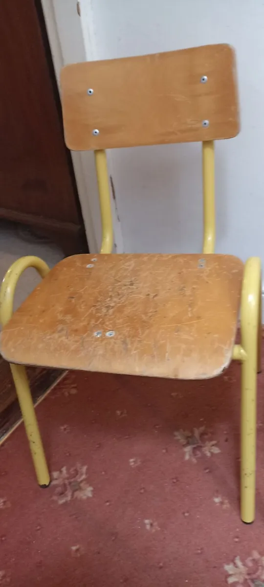 Kids Chairs - Image 1