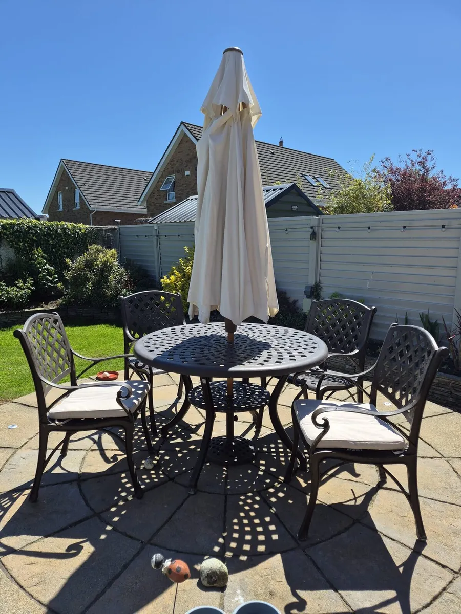 Cast Iron Garden Table full set - Image 2