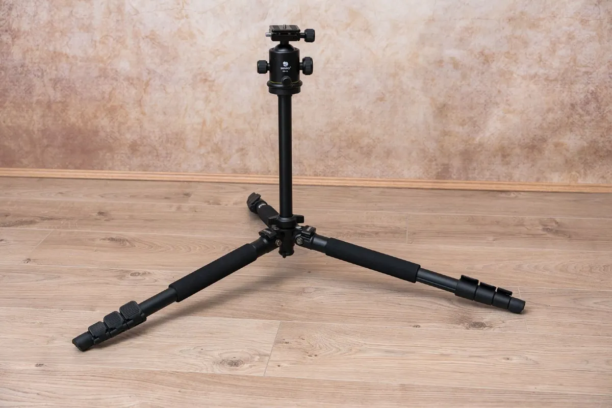 Benro Tripod + KB-1A Ball Head - Image 2
