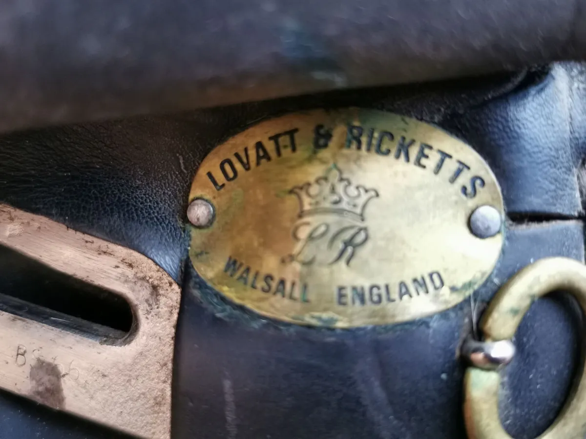 English Leather Saddle - Image 4