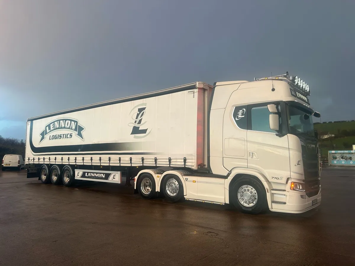Driver’s required - Image 1